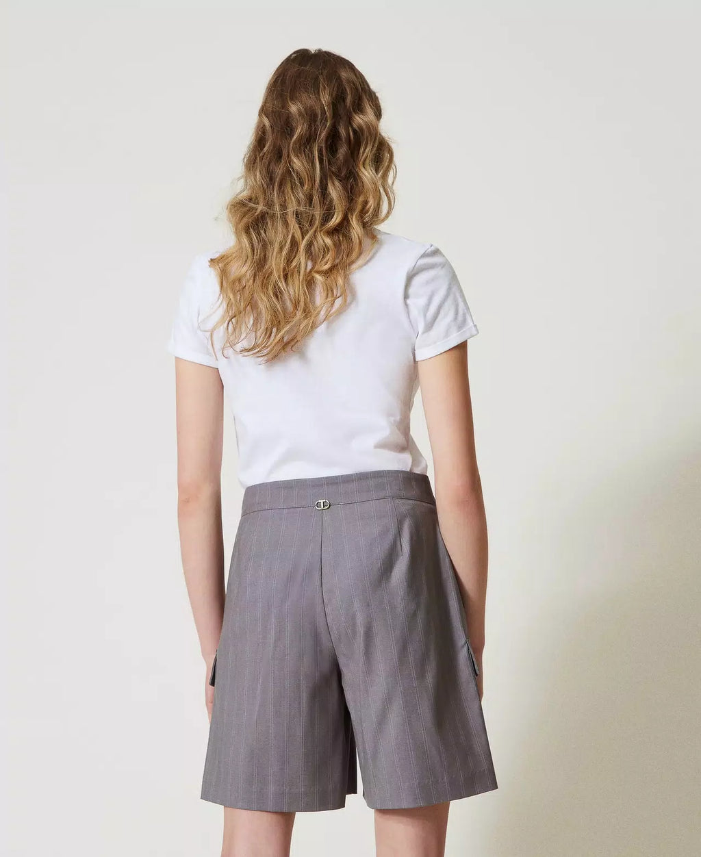 ΒΕΡΜΟΥΔΑ PINSTRIPE ΜΕ ΤΣΕΠΕΣ TWINSET