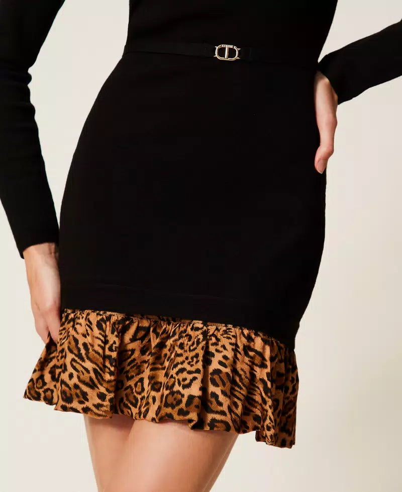 ΚΟΝΤΟ ΠΛΕΚΤΟ ΦΟΡΕΜΑ ΜΕ ANIMAL PRINT TWINSET