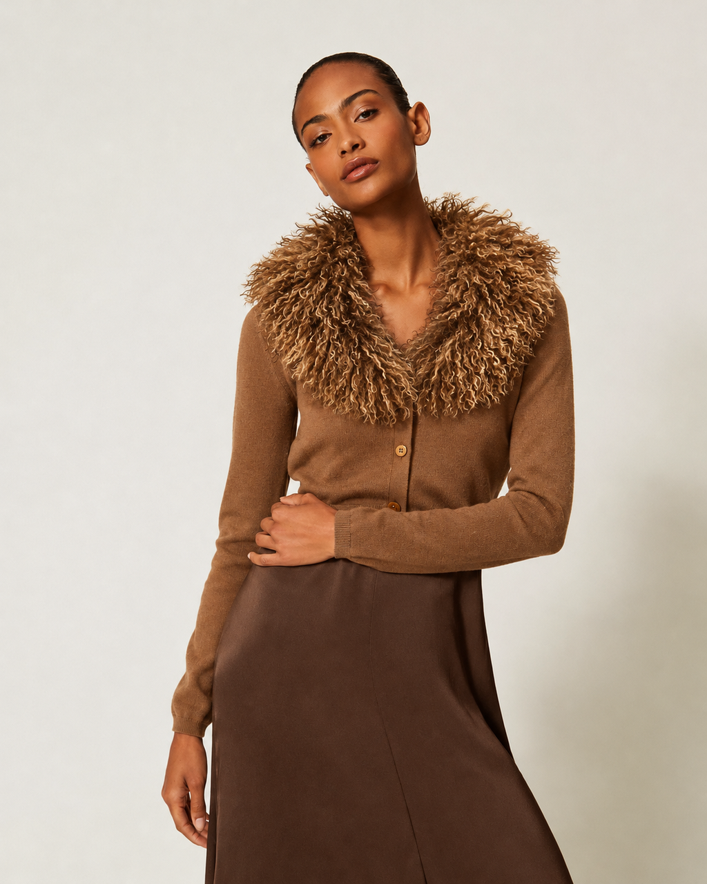 ΚΟΝΤΗ ΖΑΚΕΤΑ ΜΕ FAUX FUR TWINSET