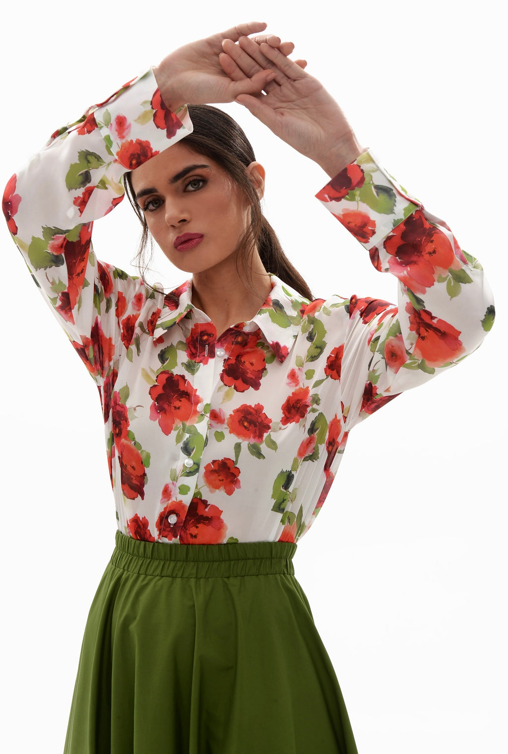 ARETI ΠΟΥΚΑΜΙΣΟ (WHITE ROSES) MAMOUSH
