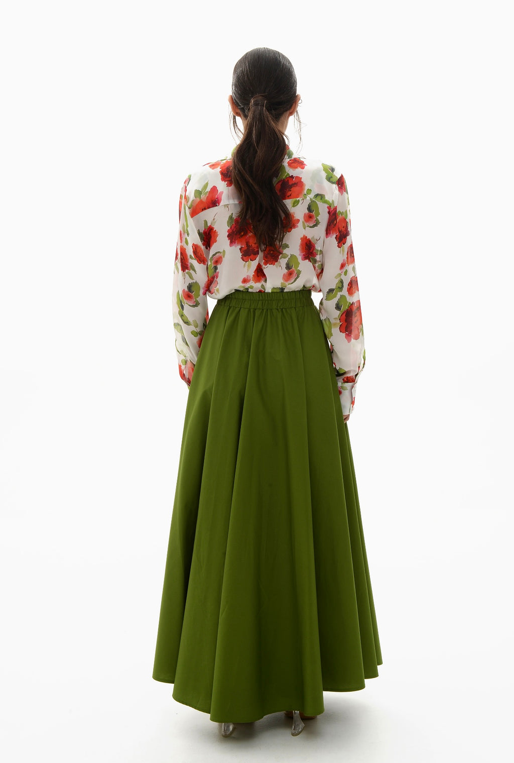 ARETI ΠΟΥΚΑΜΙΣΟ (WHITE ROSES) MAMOUSH