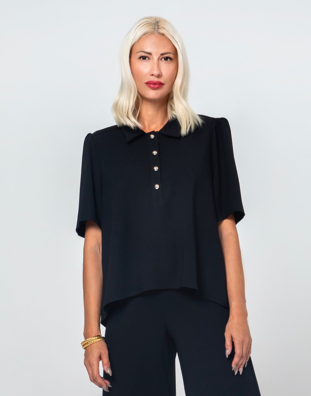 NORA ΜΠΛΟΥΖΑ ΜΕ ΧΡΥΣΑ ΚΟΥΜΠΙΑ (BLACK) MAMOUSH