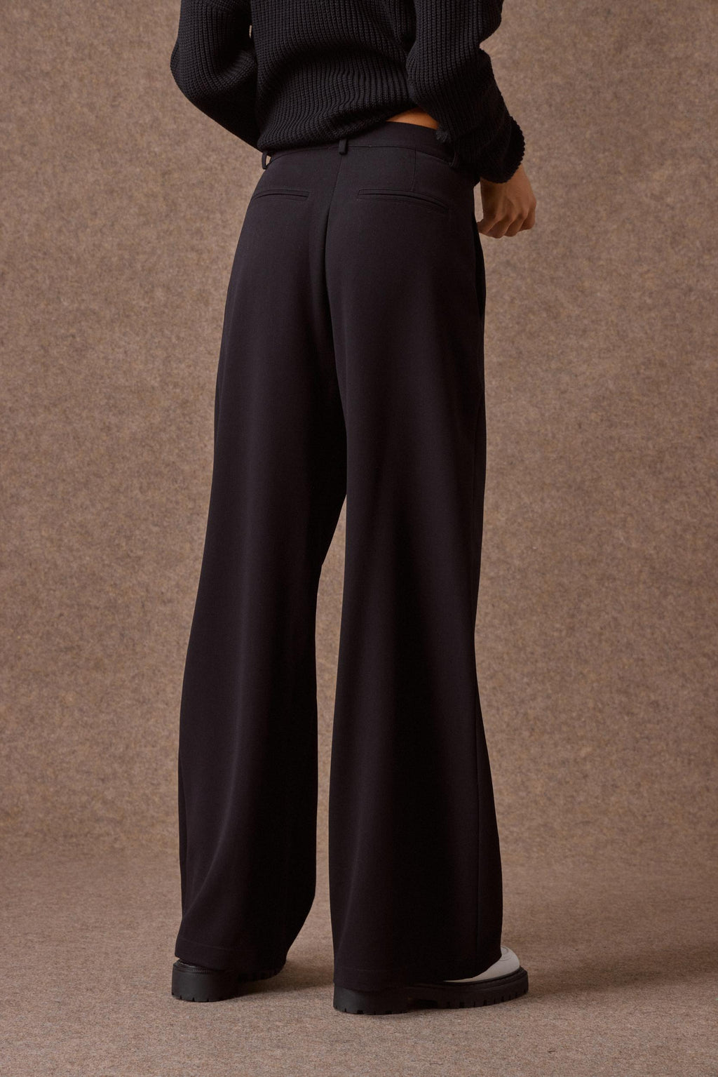 'LUCY' ΦΑΡΔΥ ΠΑΝΤΕΛΟΝΙ (BLACK) MAMOUSH