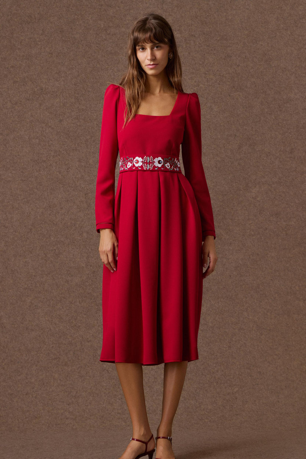'NEFELI' ΜΙΝΤΙ ΦΟΡΕΜΑ ΜΕ ΚΕΝΤΗΜΕΝΗ ΖΩΝΗ (RASPBERRIEY RED) MAMOUSH