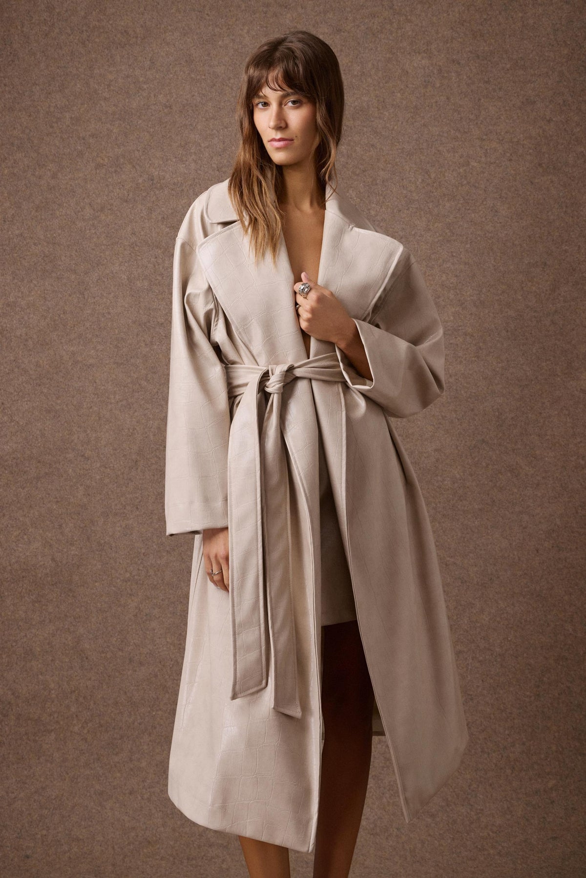 'NORMA' OVERSIZED ΜΑΚΡΥ ΠΑΛΤΟ ΜΕ ΚΡΟΚΟ ΥΦΗ (ICE WHITE) MAMOUSH