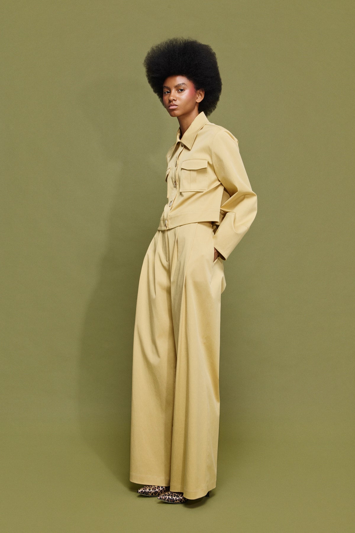 SCARLET' ΚΟΝΤΟ JACKET ΜΕ ΤΣΕΠΕΣ (BUTTER YELLOW) MAMOUSH