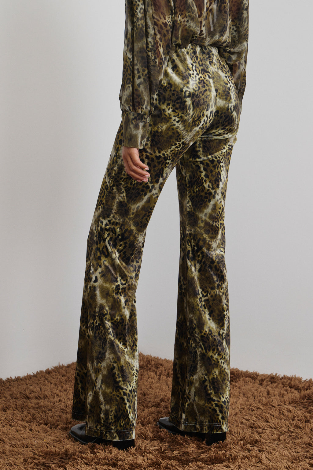 'REA' ΕΛΑΣΤΙΚΟ ΠΑΝΤΕΛΟΝΙ ANIMAL PRINT (OLIVE) MAMOUSH